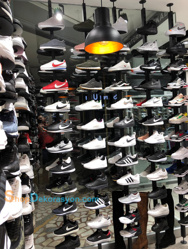 Ayakkabı Mağazası Vitrin Önü Raf Sistemleri